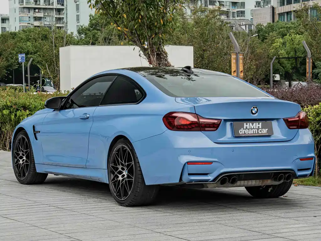 BMW M4 — фото 10