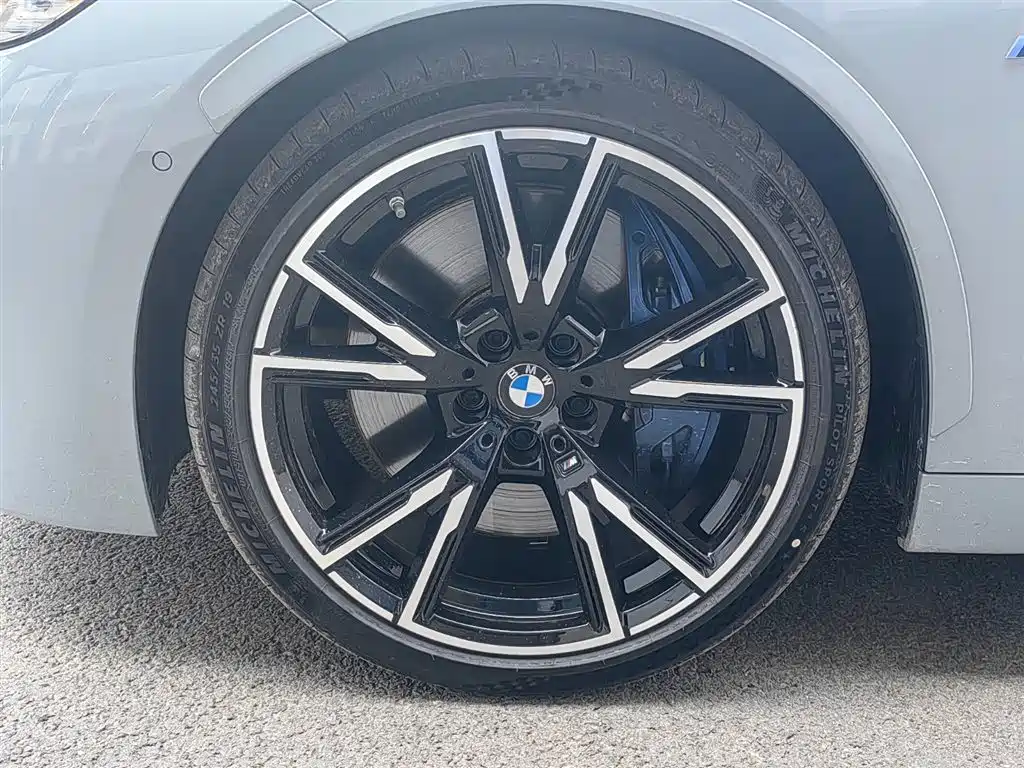 BMW M240i — фото 18