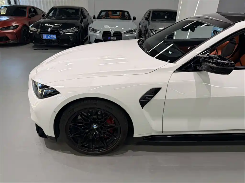 BMW M4 — фото 3