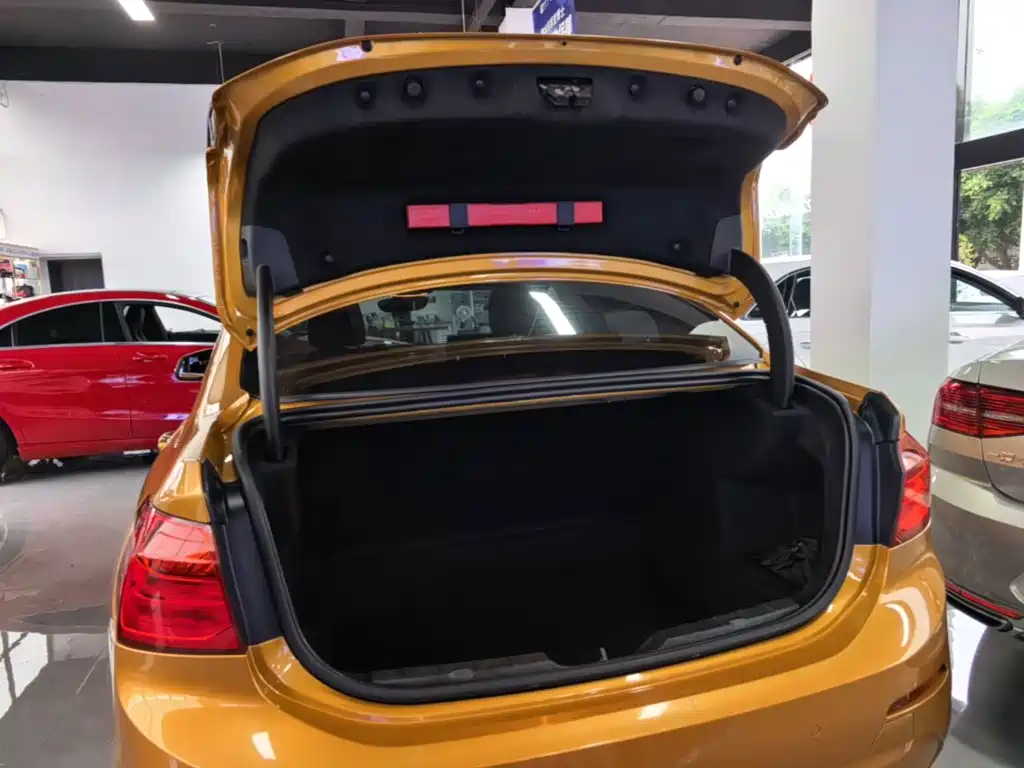BMW 1 Series — фото 19