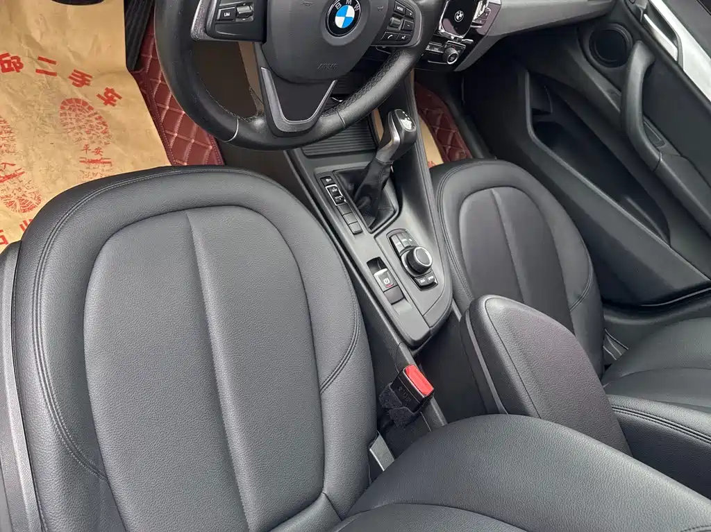 BMW X1 — фото 3