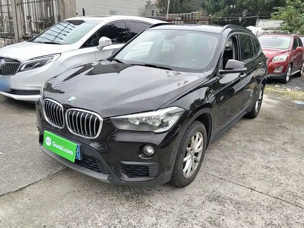 BMW X1 — фото 2