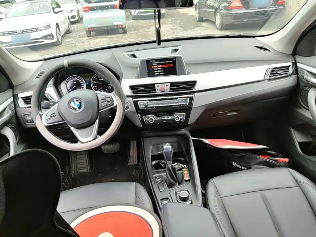 BMW X1 — фото 10