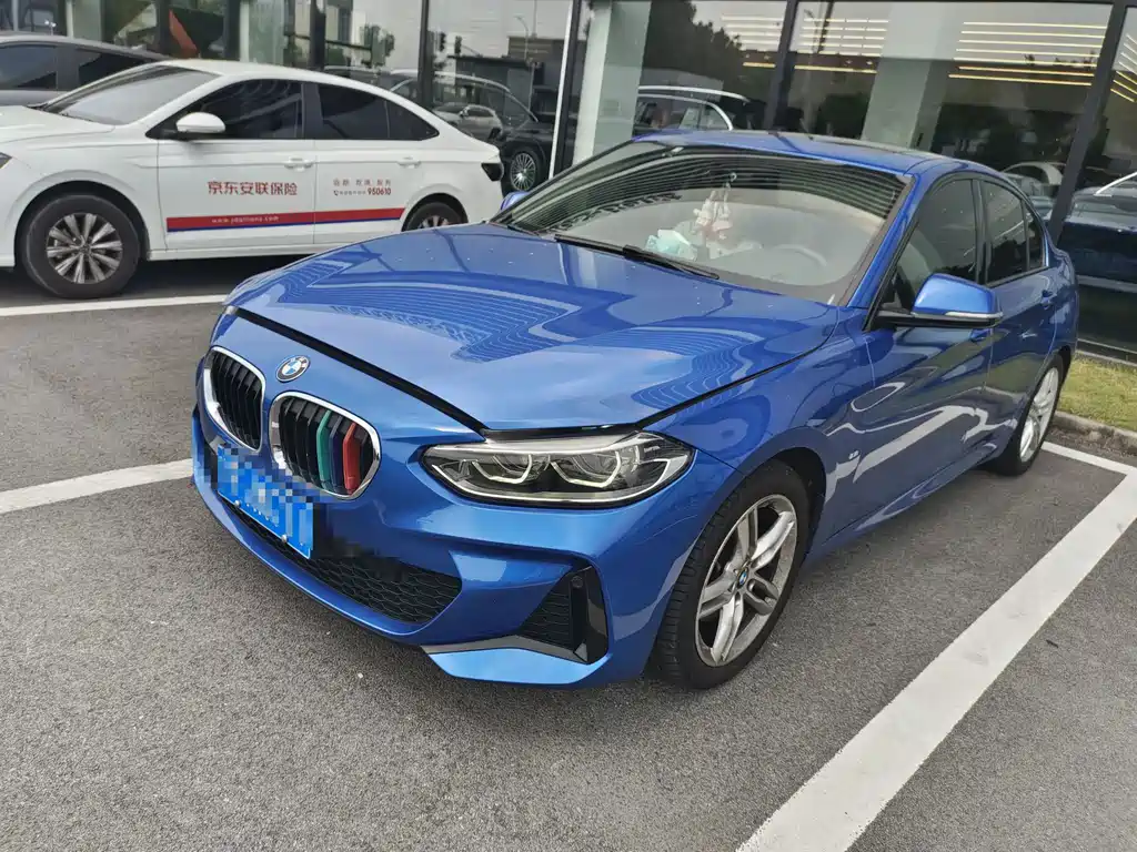BMW 1 Series — фото 1