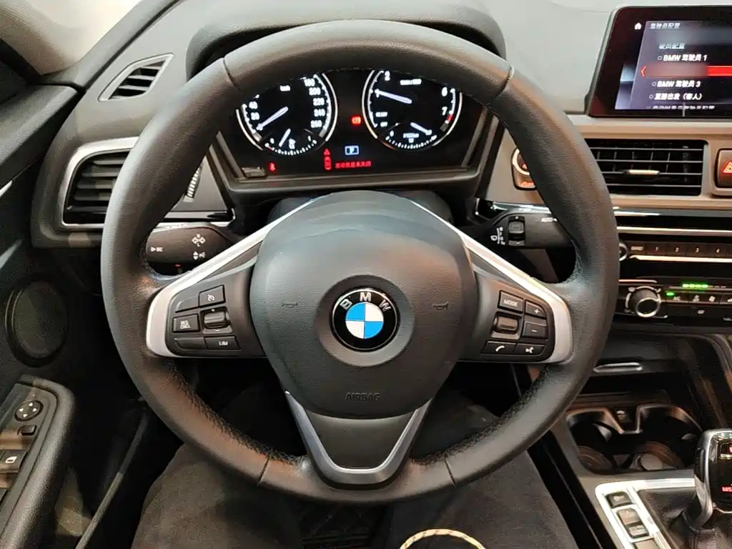 BMW 1 Series — фото 11