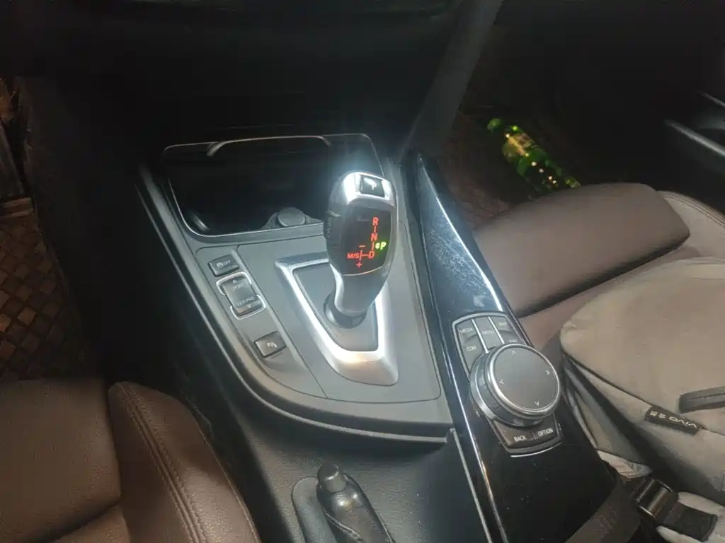 BMW 3 Series — фото 14