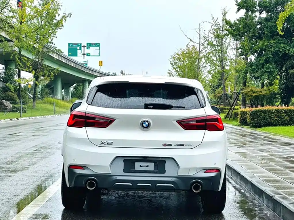 BMW X2 — фото 11