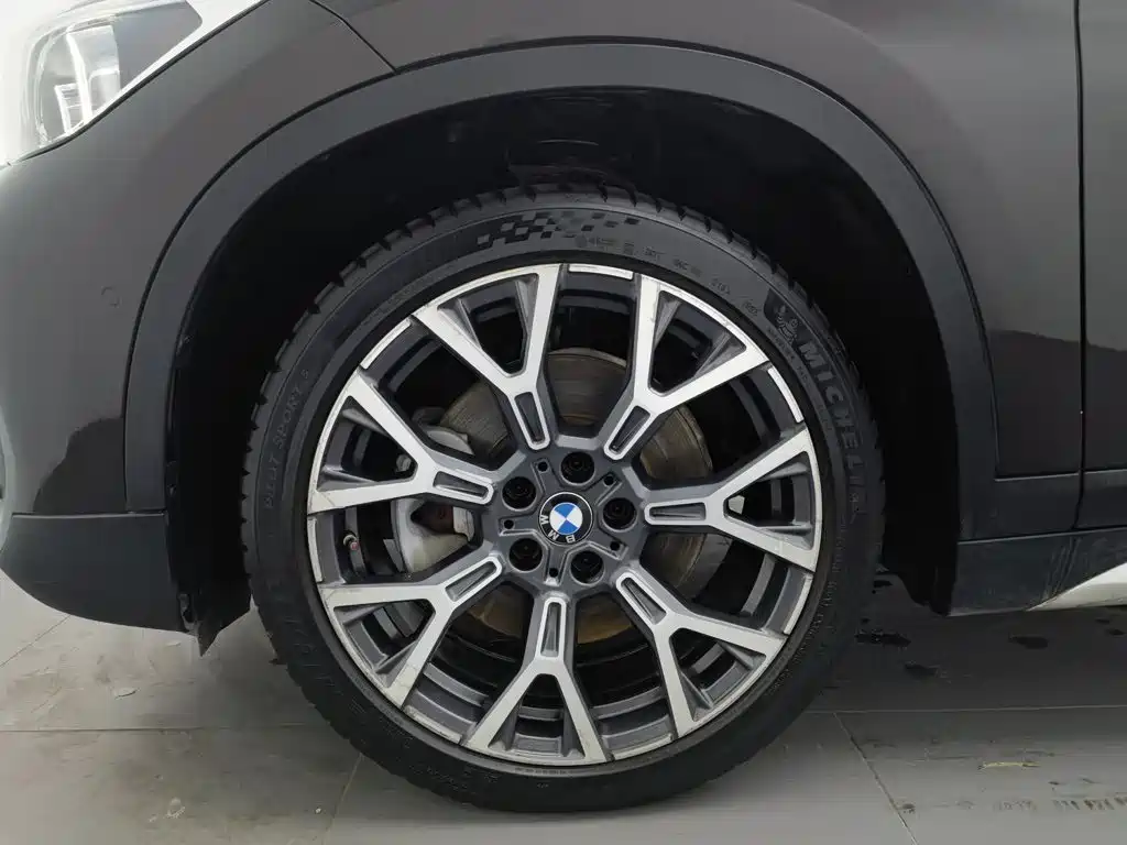 BMW X1 — фото 17