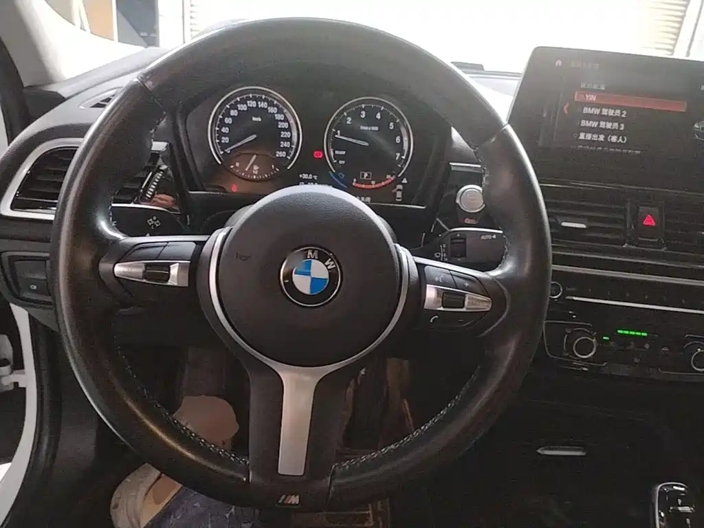 BMW 1 Series — фото 11