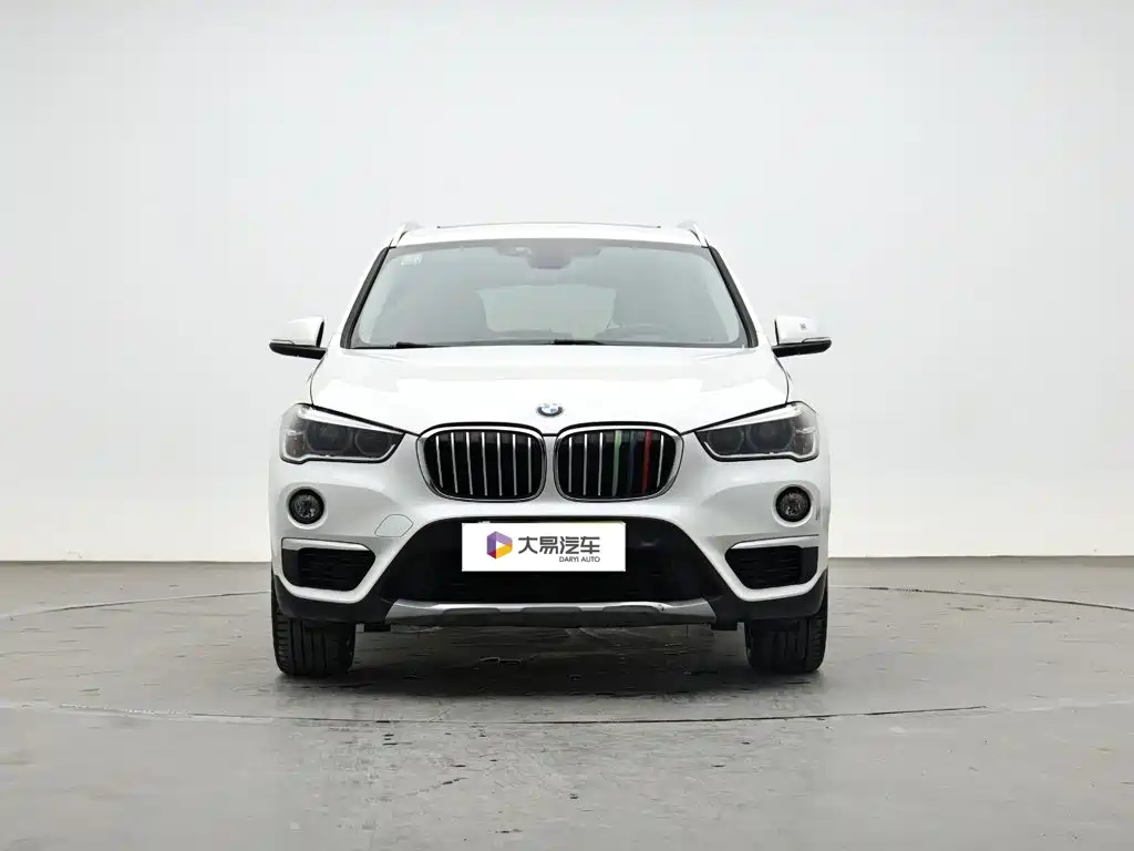 BMW X1 — фото 2