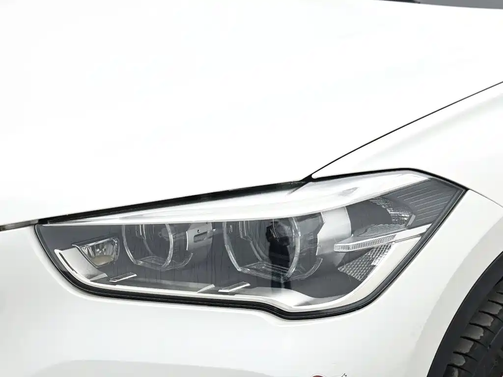 BMW X1 — фото 17