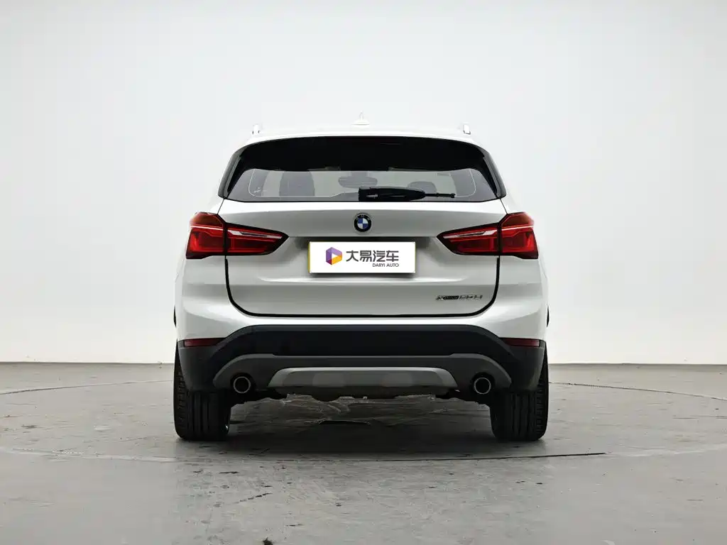 BMW X1 — фото 4