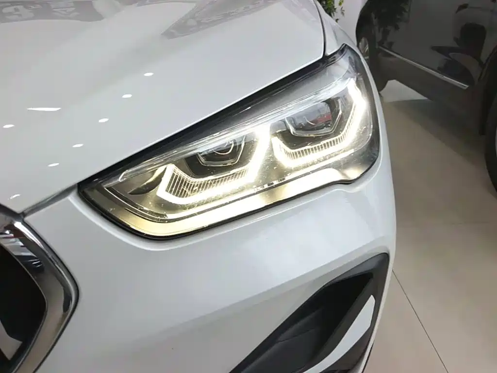 BMW X1 — фото 24