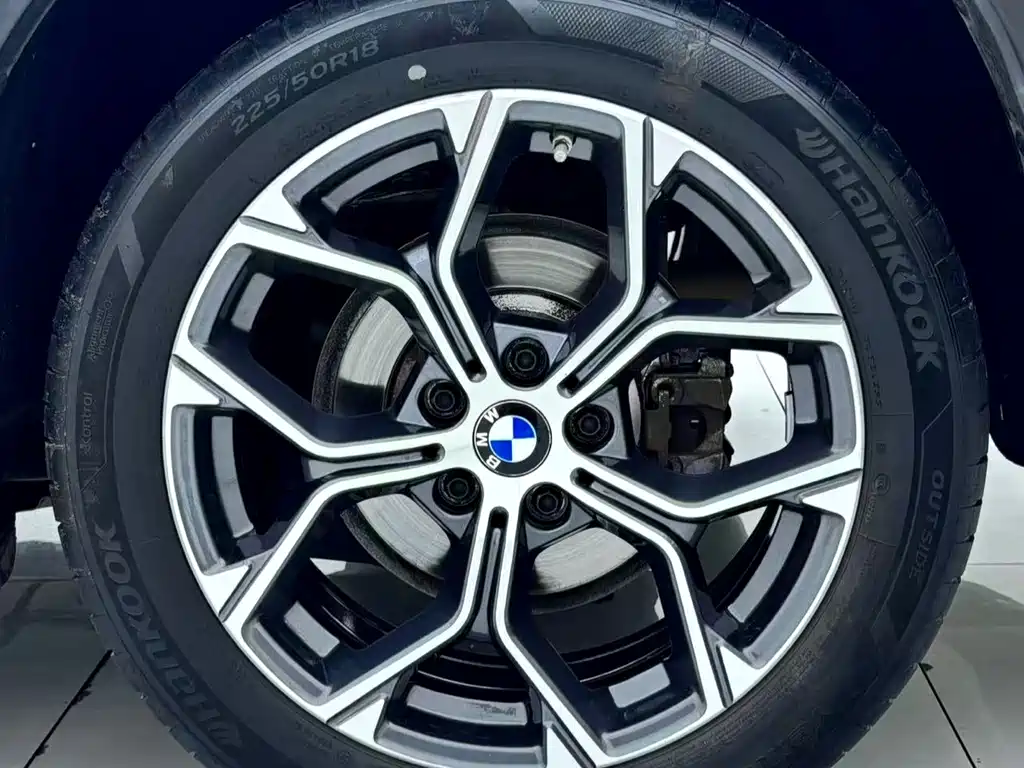BMW X1 — фото 11