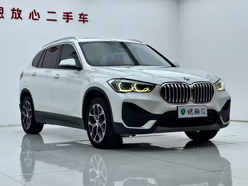 BMW X1 — фото 3