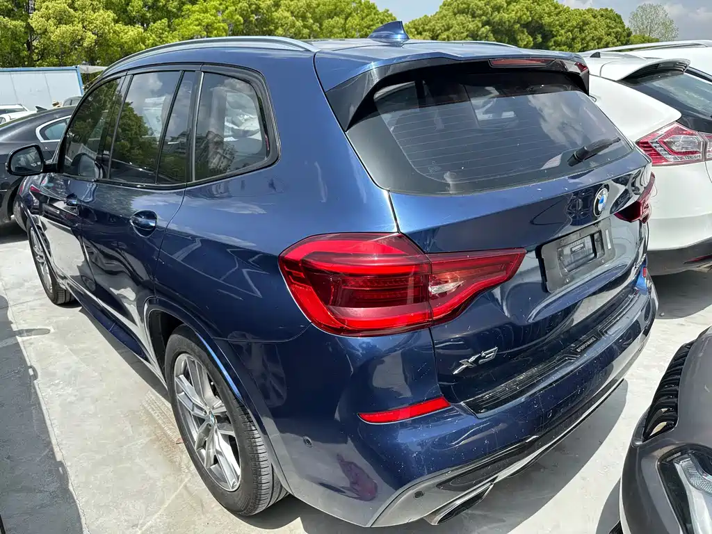 BMW X3 — фото 16