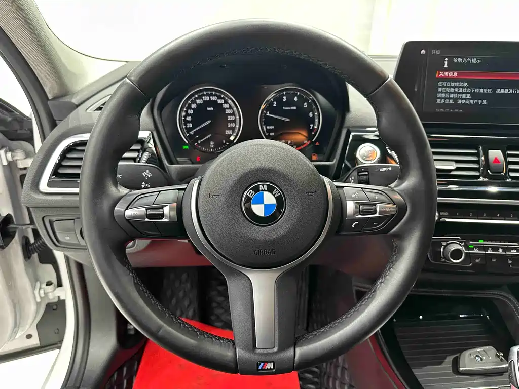 BMW 1 Series — фото 14
