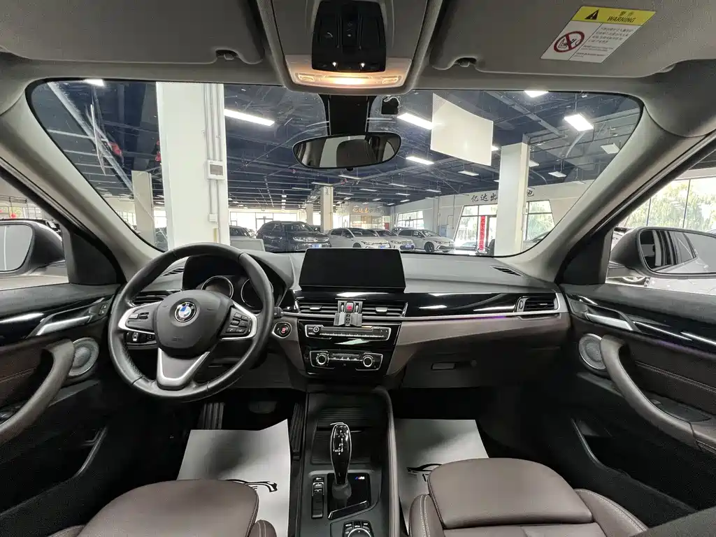 BMW X1 — фото 17