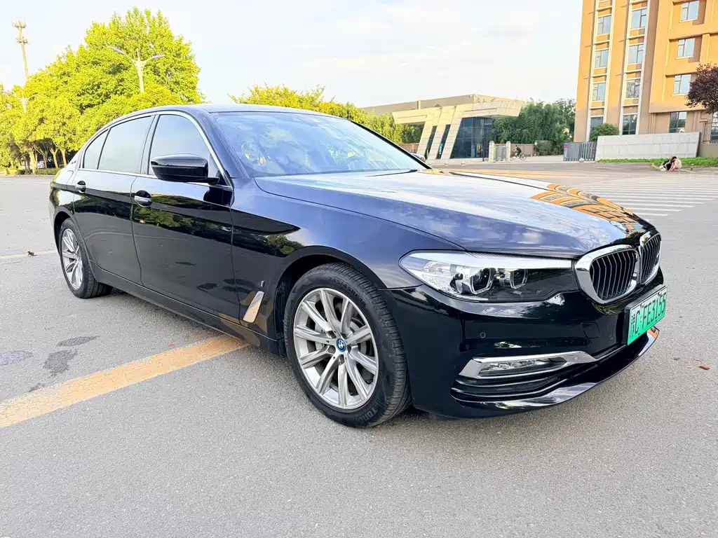 BMW 5 Series New Energy — фото 3