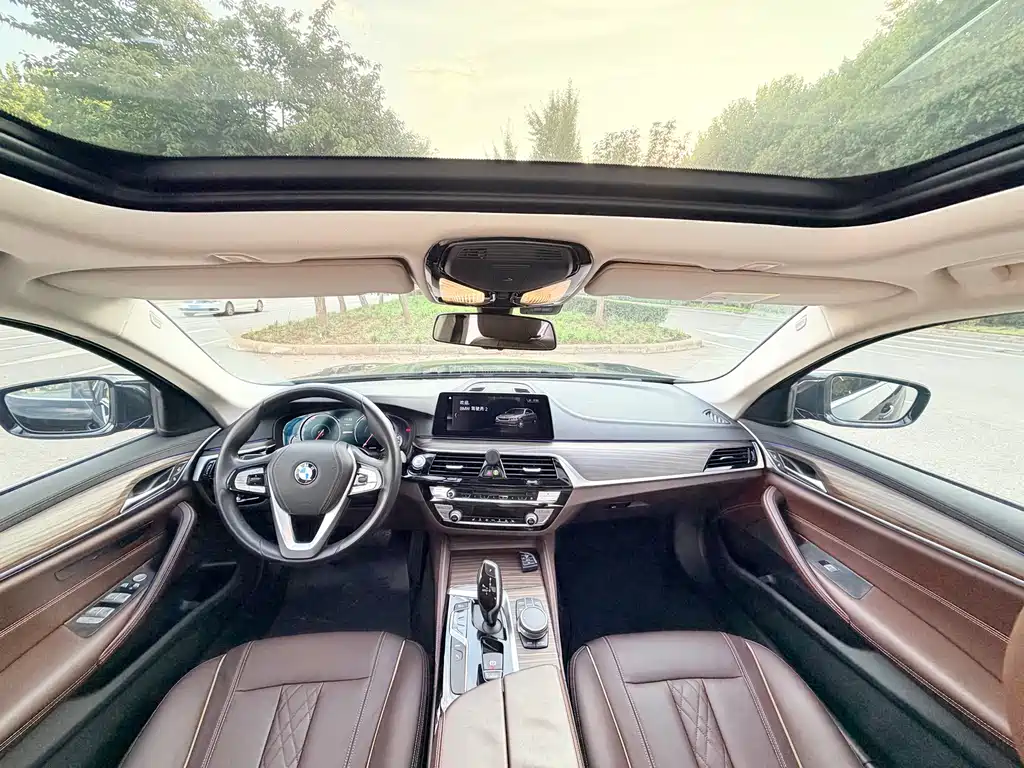 BMW 5 Series New Energy — фото 5