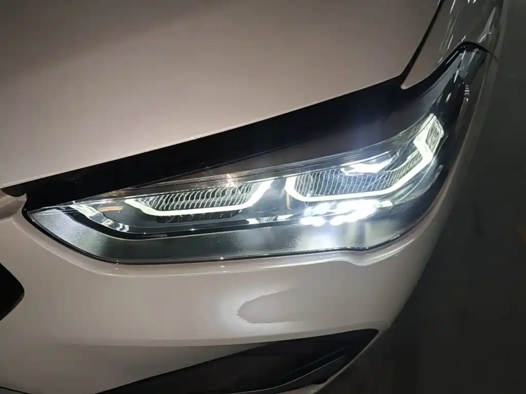 BMW X1 — фото 24