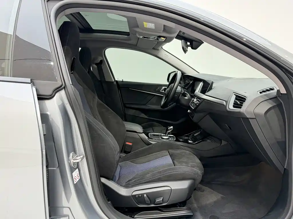 BMW 2 Series (Import) — фото 17