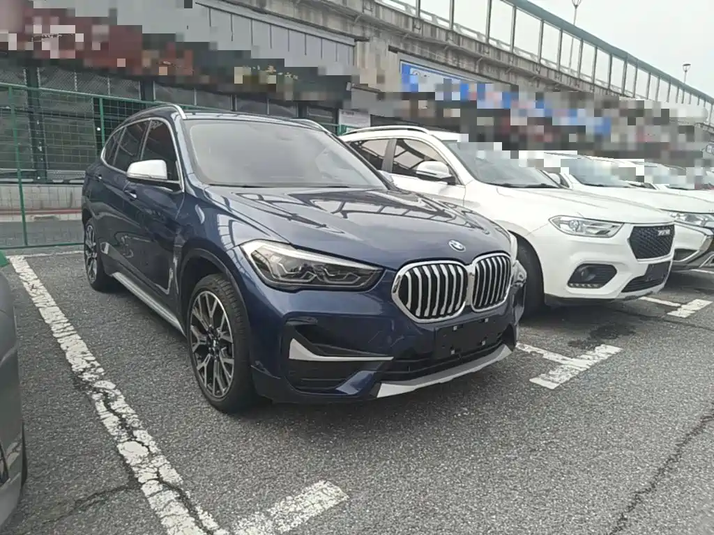 BMW X1 — фото 4