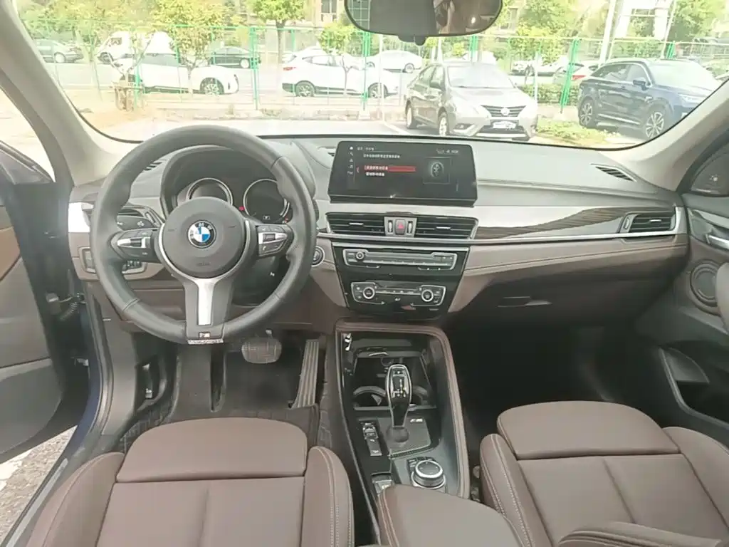 BMW X1 — фото 10