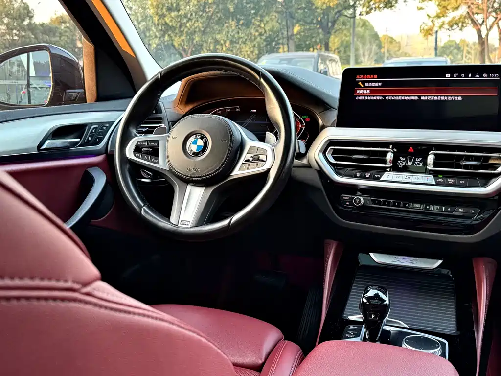 BMW X4 — фото 7