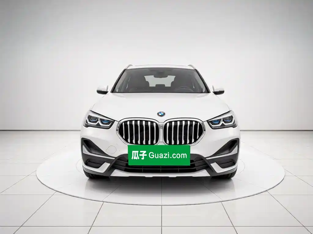 BMW X1 — фото 2