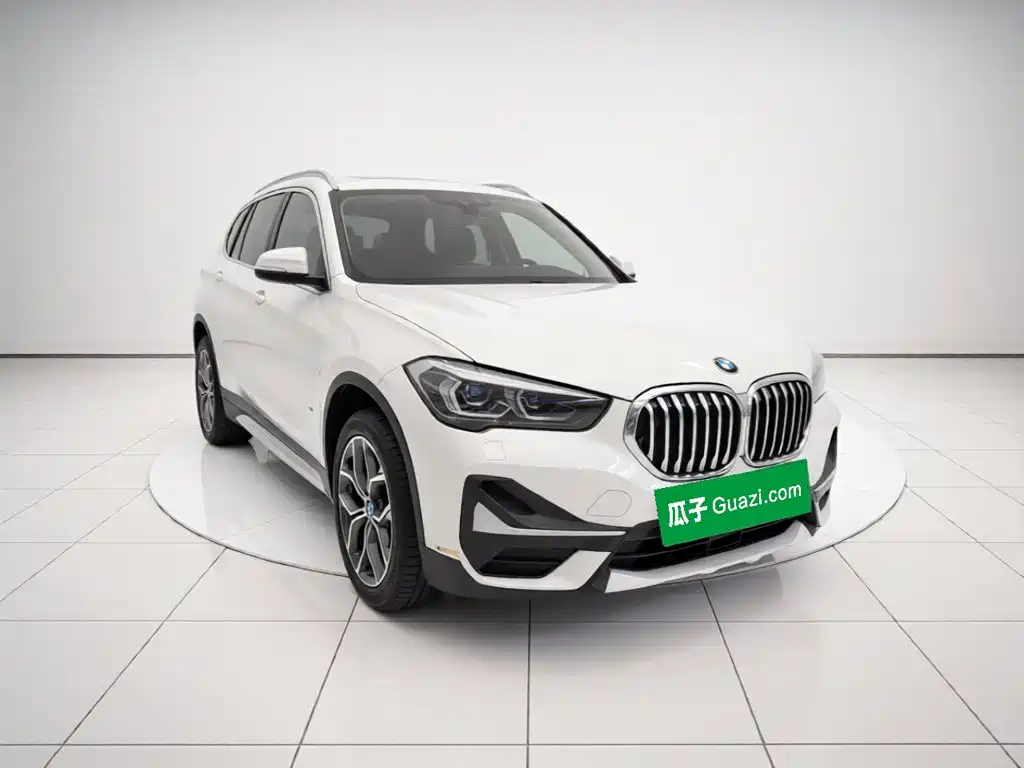 BMW X1 — фото 3