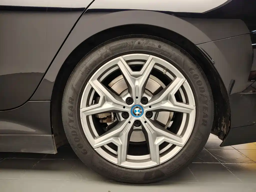 BMW i3 — фото 16