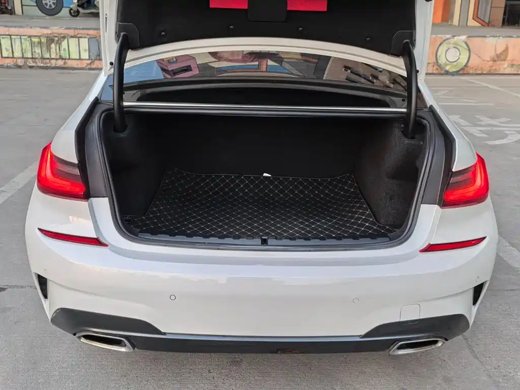 BMW 3 Series — фото 14