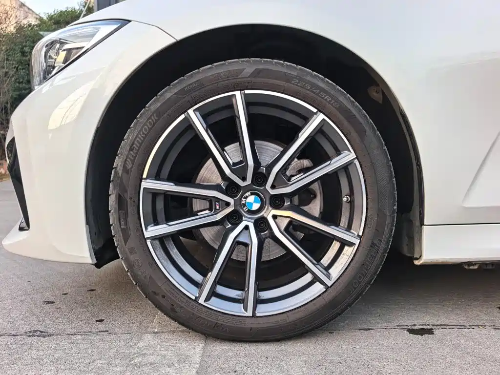BMW 3 Series — фото 15