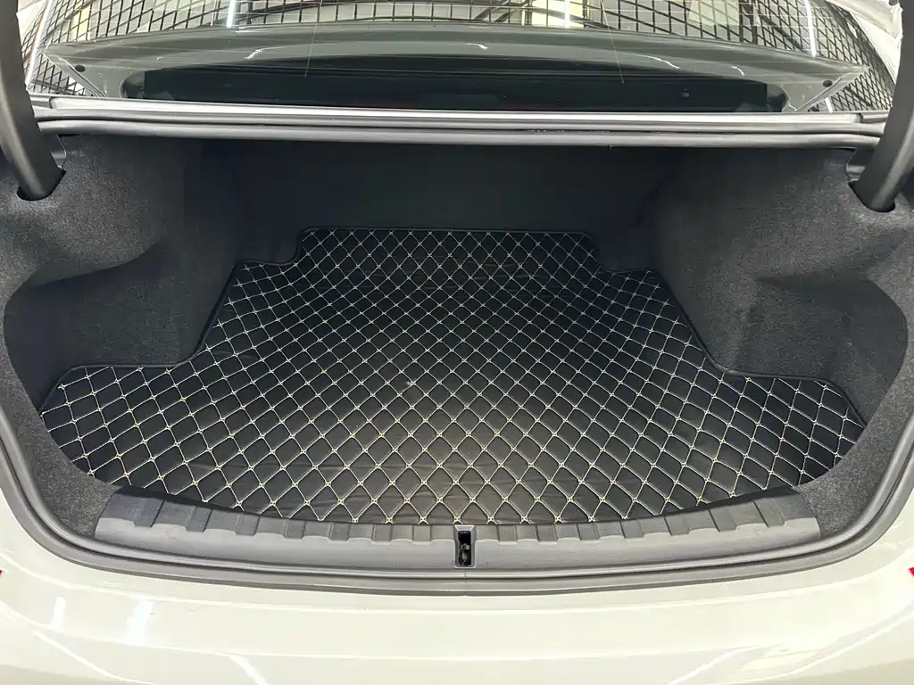 BMW 3 Series — фото 11