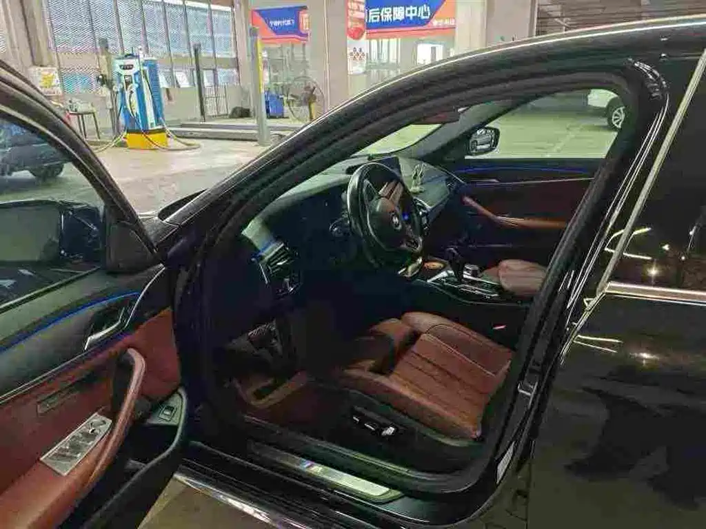 BMW 5 Series (Import) — фото 4