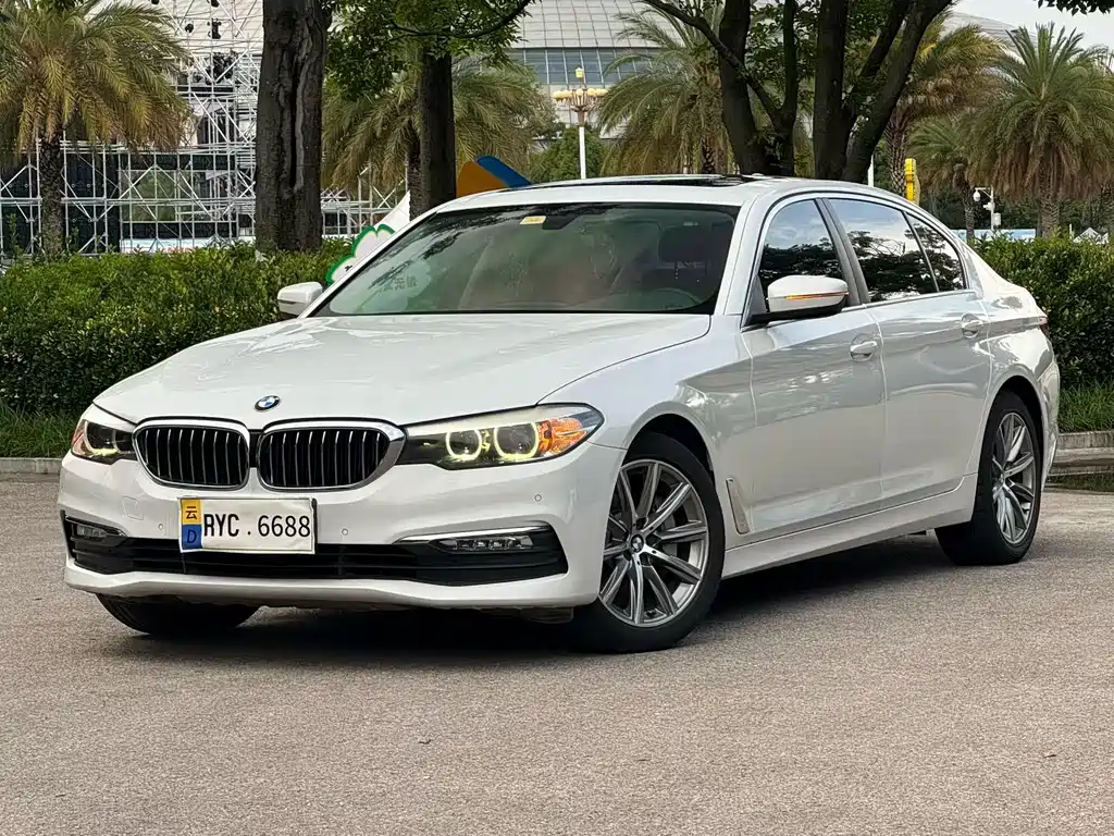 BMW 5 Series — фото 3