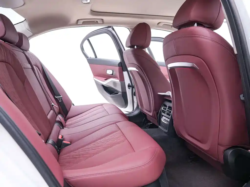 BMW i3 — фото 24
