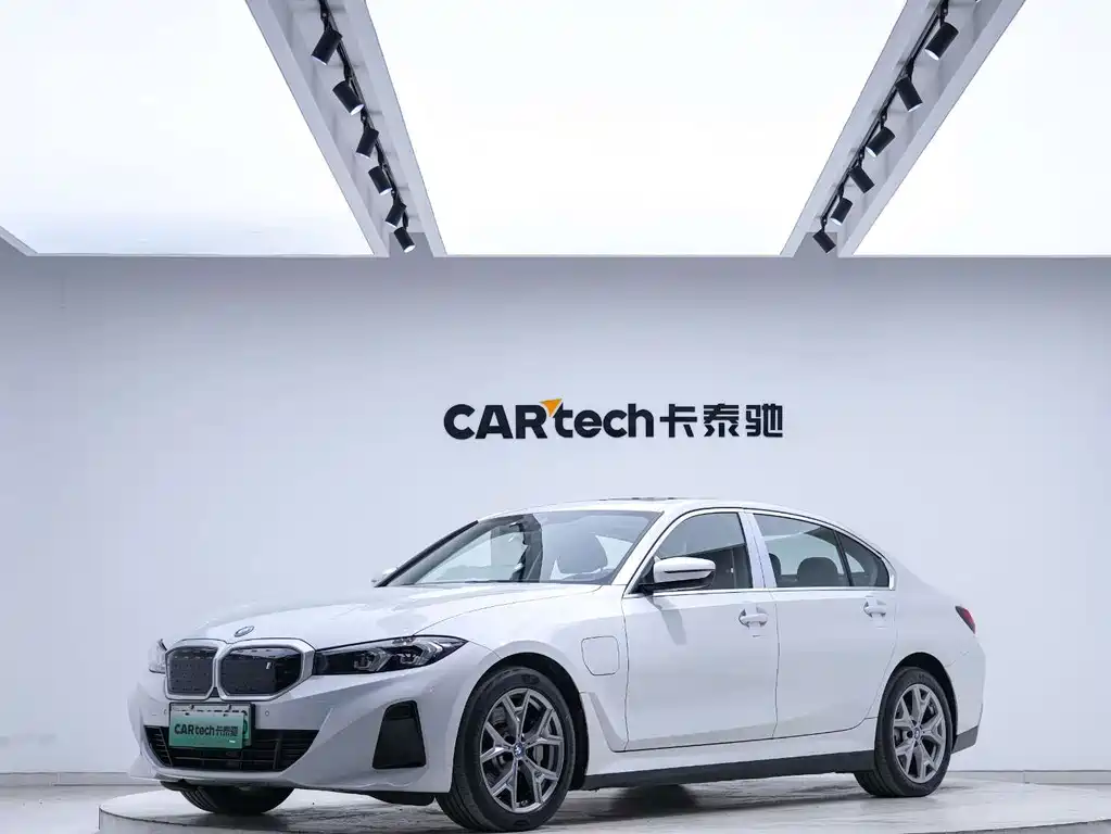 BMW i3 — фото 1