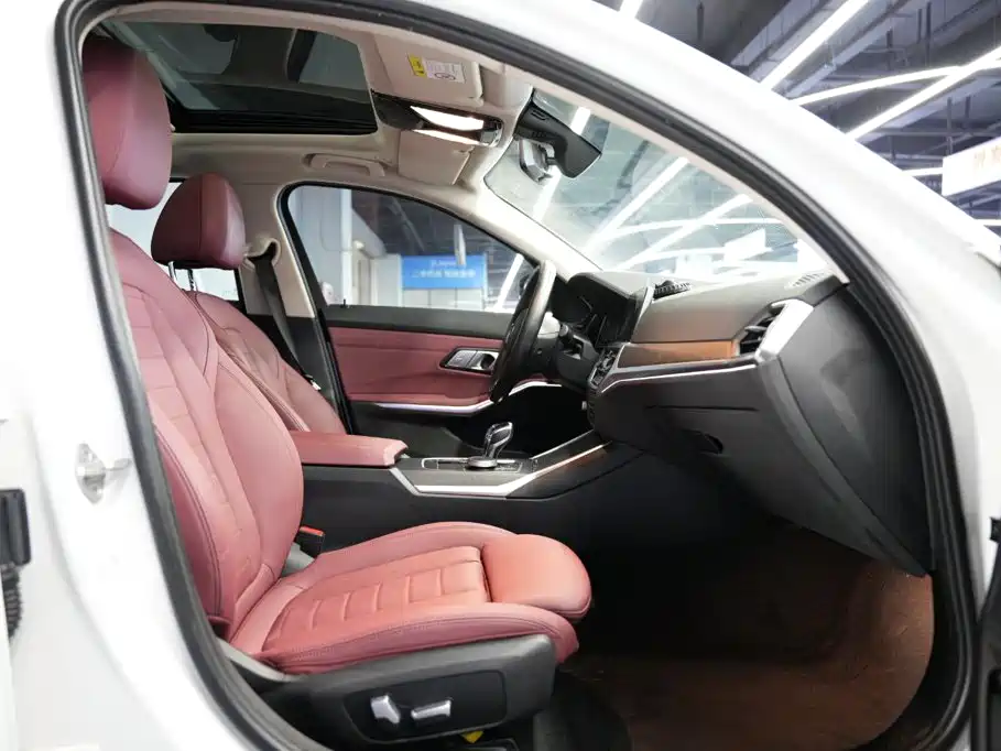 BMW 3 Series — фото 16