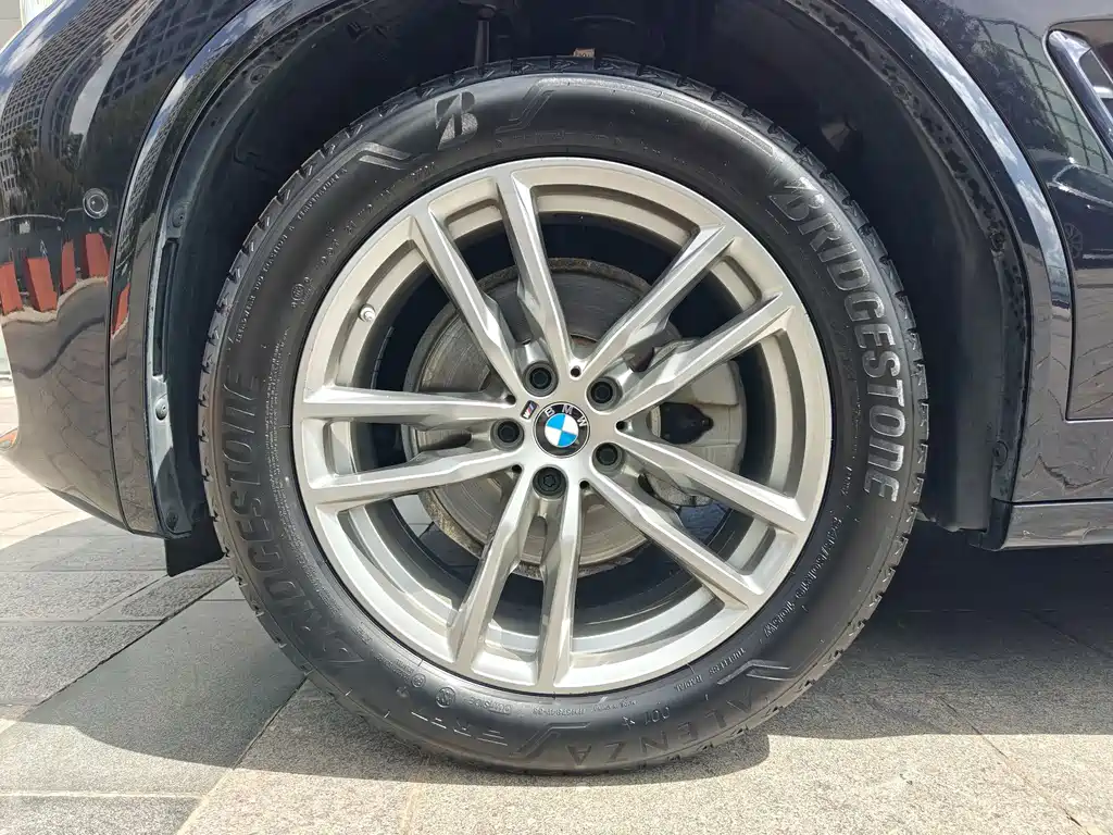 BMW X3 — фото 19