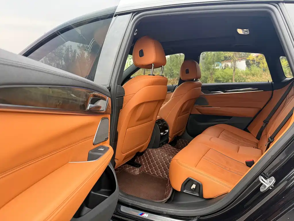 BMW 6 Series GT — фото 9