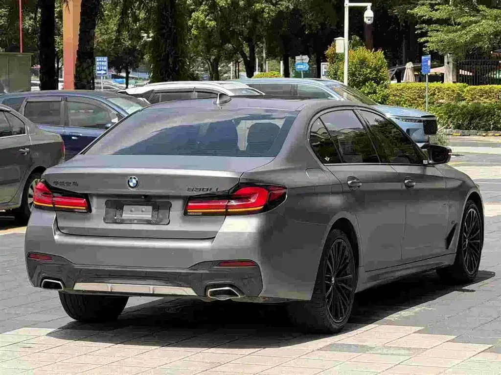 BMW 5 Series — фото 3
