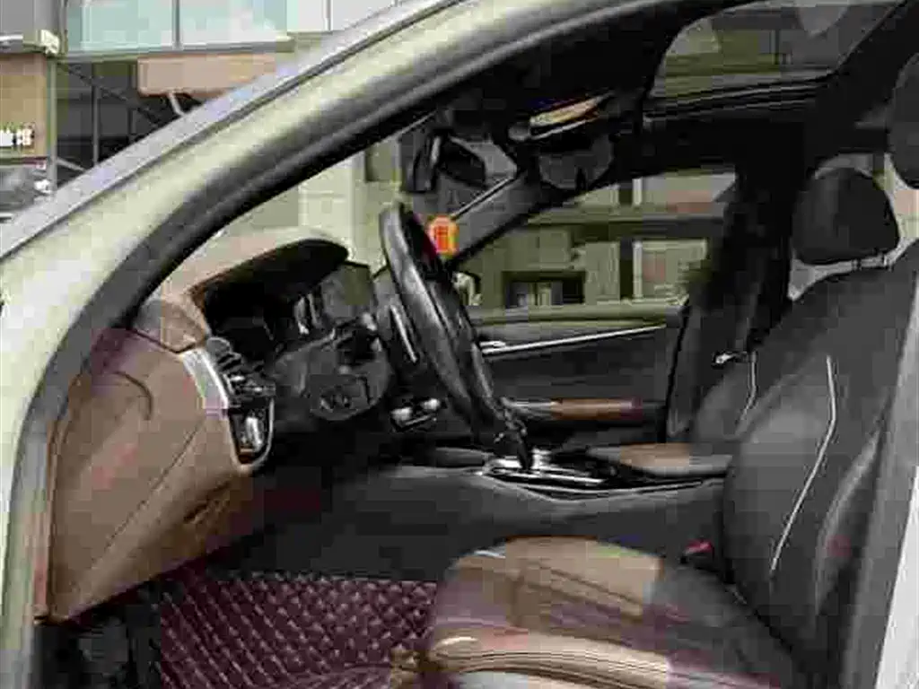 BMW 5 Series — фото 5