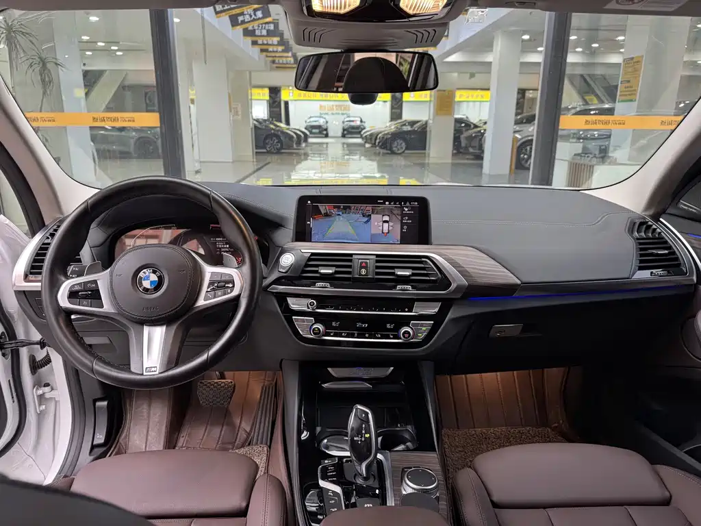 BMW X3 — фото 9