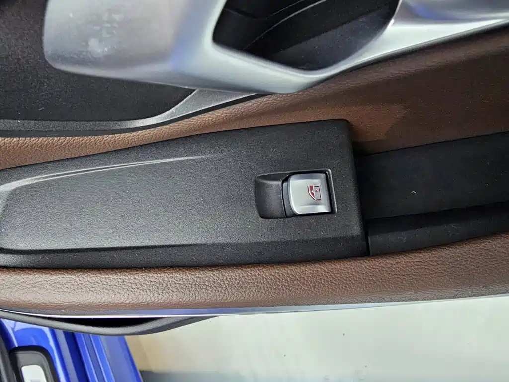BMW 3 Series — фото 11