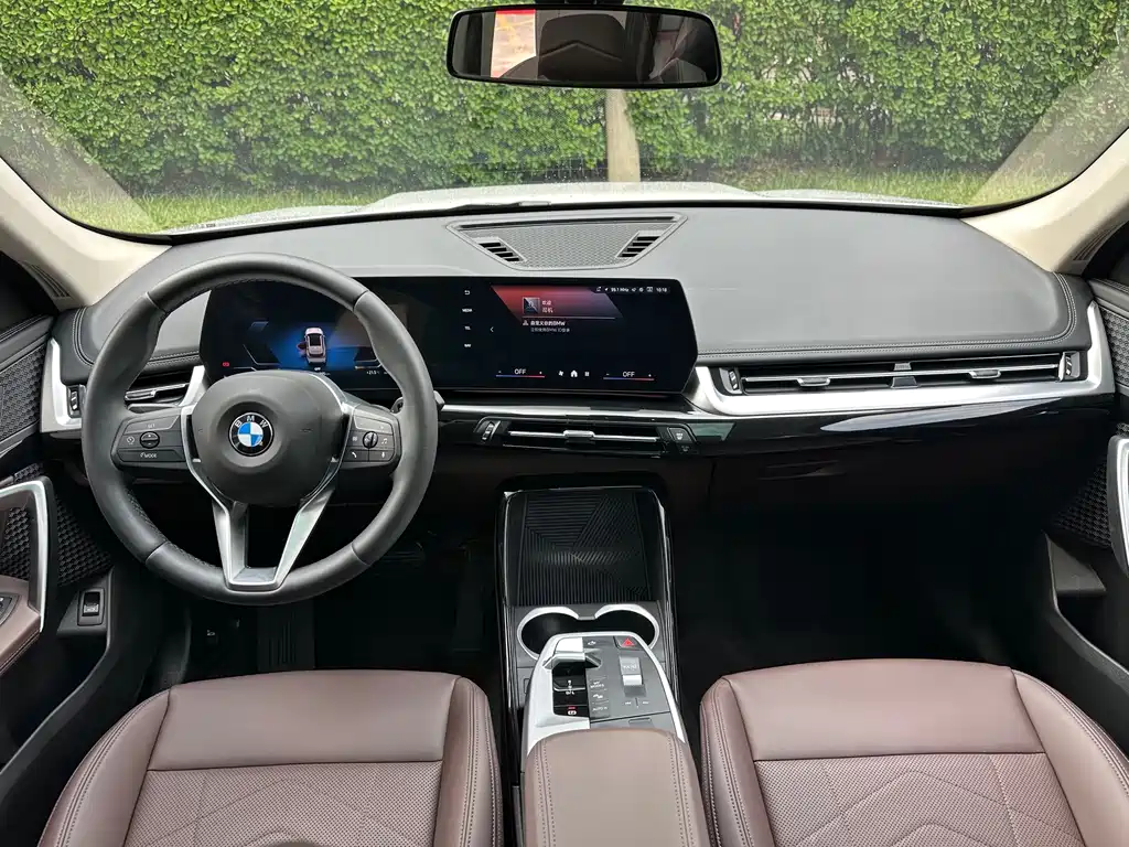 BMW X1 — фото 11