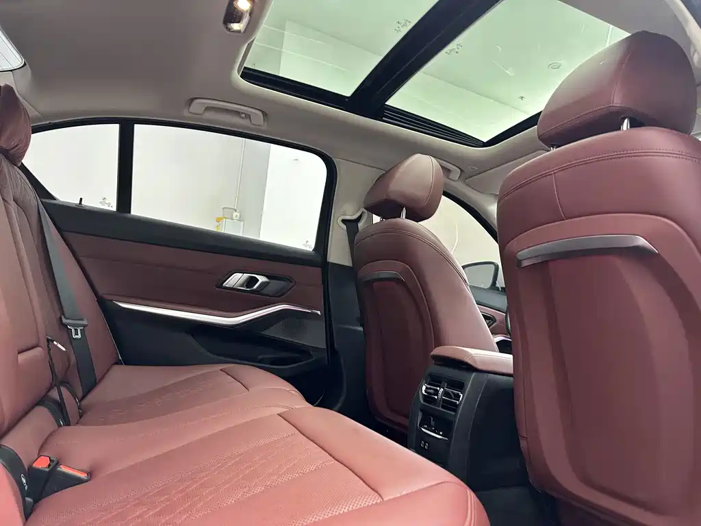 BMW 3 Series — фото 14