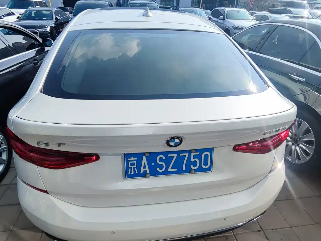 BMW 6 Series GT — фото 13