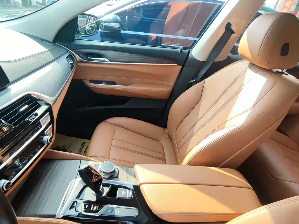 BMW 6 Series GT — фото 7